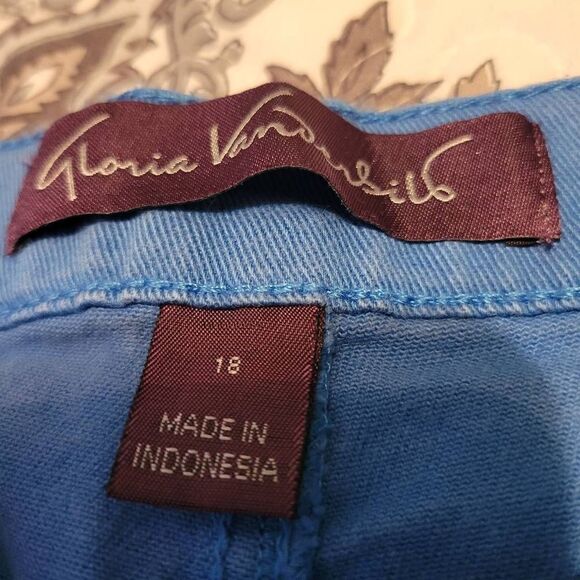 Gloria Vanderbilt Women's Amanda Classic High Rise Tapered Missy Jean Size 18 Sh - Picture 4 of 6